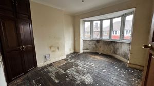 Photo 1- click for photo gallery